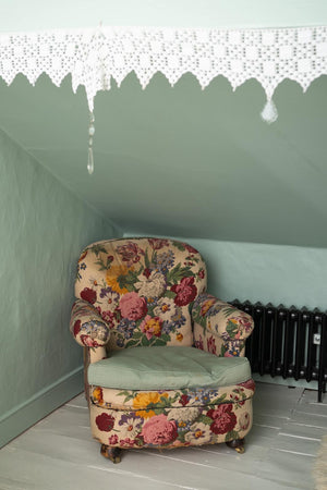 Vintage floral 1940s Armchair