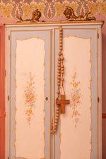 Shabby Chic Couture (Rachel Ashwell Wooden Rosary beads)