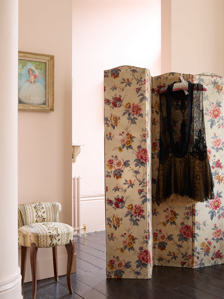 Antique floral screen