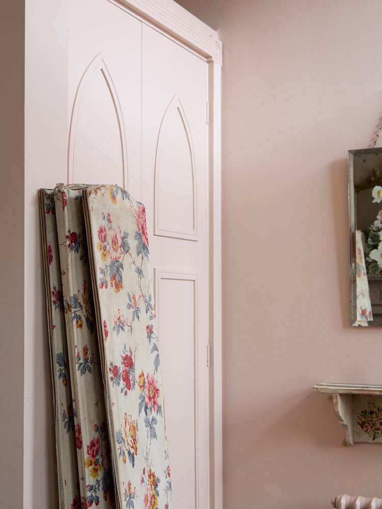 Antique floral screen