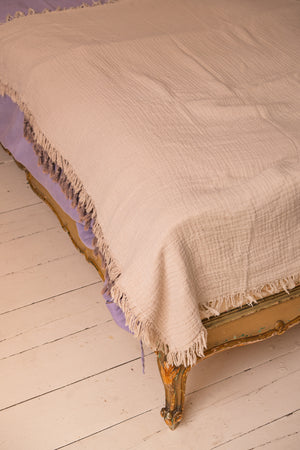 Vintage cream throw