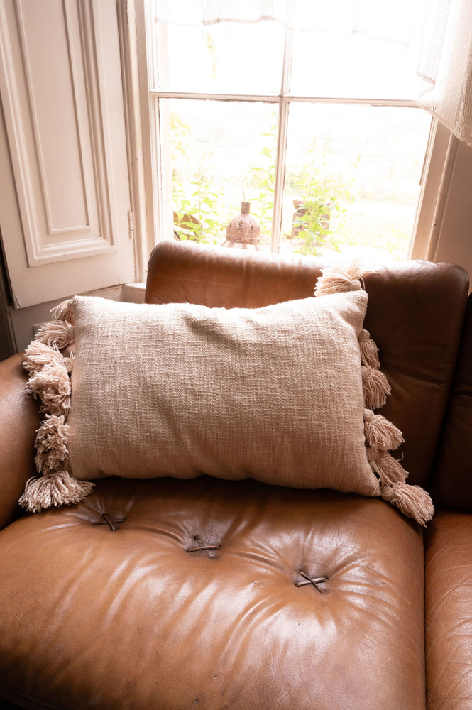 Madam Stoltz Pink cushion with tassels