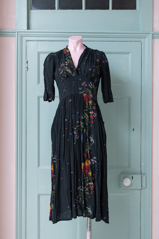 Black Floral Midi Mabel Sample