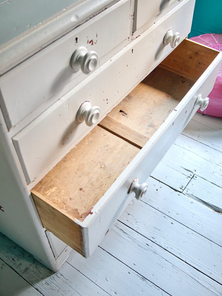 Vintage painted chest of drawers