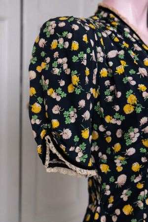 Vintage 1940s black floral dress