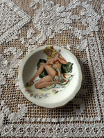 Vintage 50s pin up plate