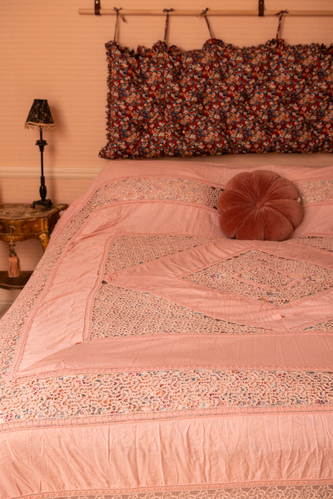 Vintage super king pink lace and cotton bedspread