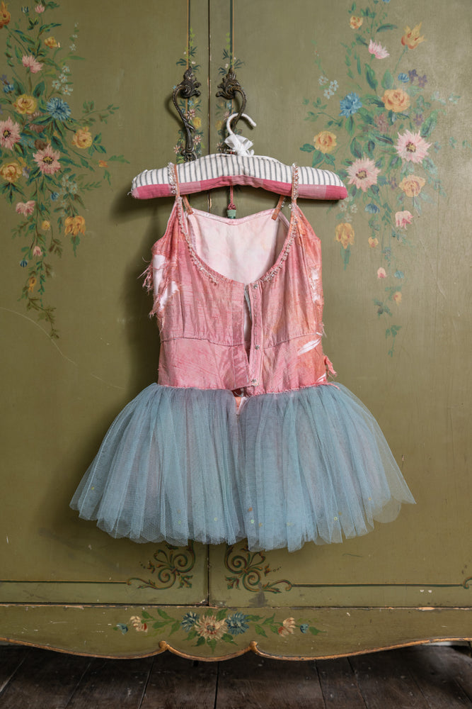 Antique Tutu – pearllowe