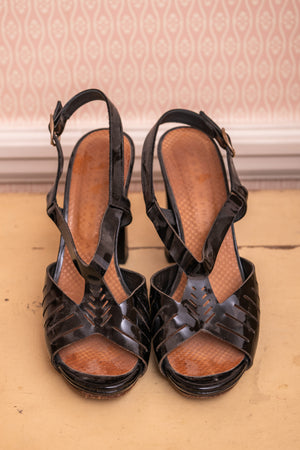 Vintage chie mahara black patent shoes