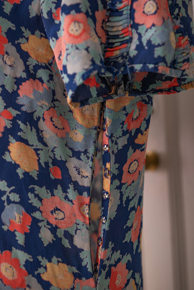 Vintage 1930s floral knee length dress