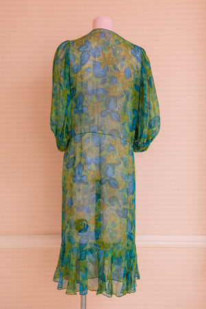 Original 1920s/30s green chiffon dress with covered buttons