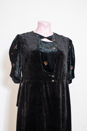 Vintage 1930s black velvet dress