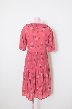 Sweet 1950s pink dress
