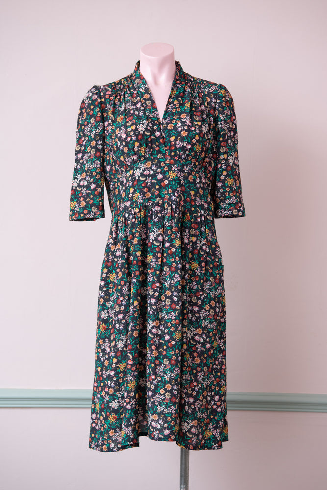 Floral Mabel Sample