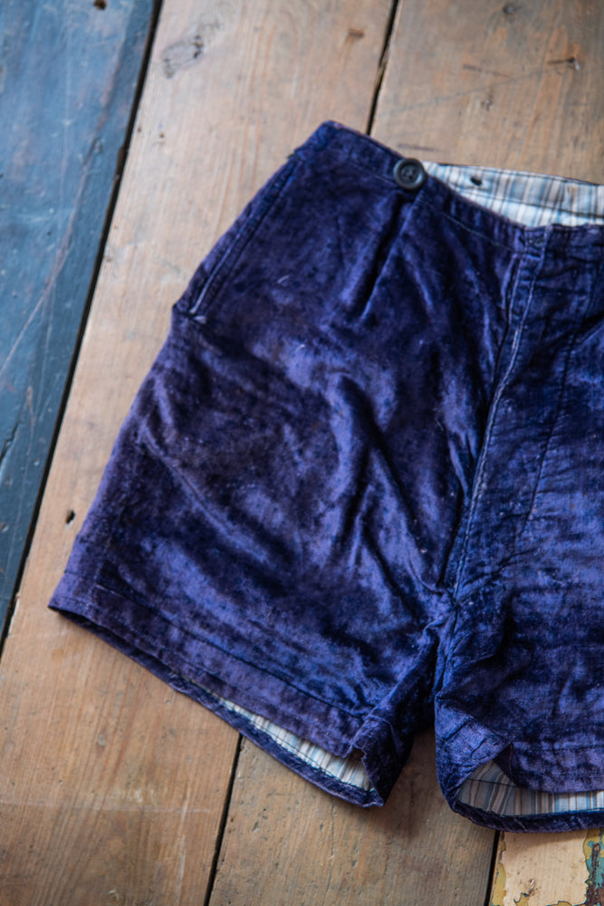 Antique purple velvet shorts
