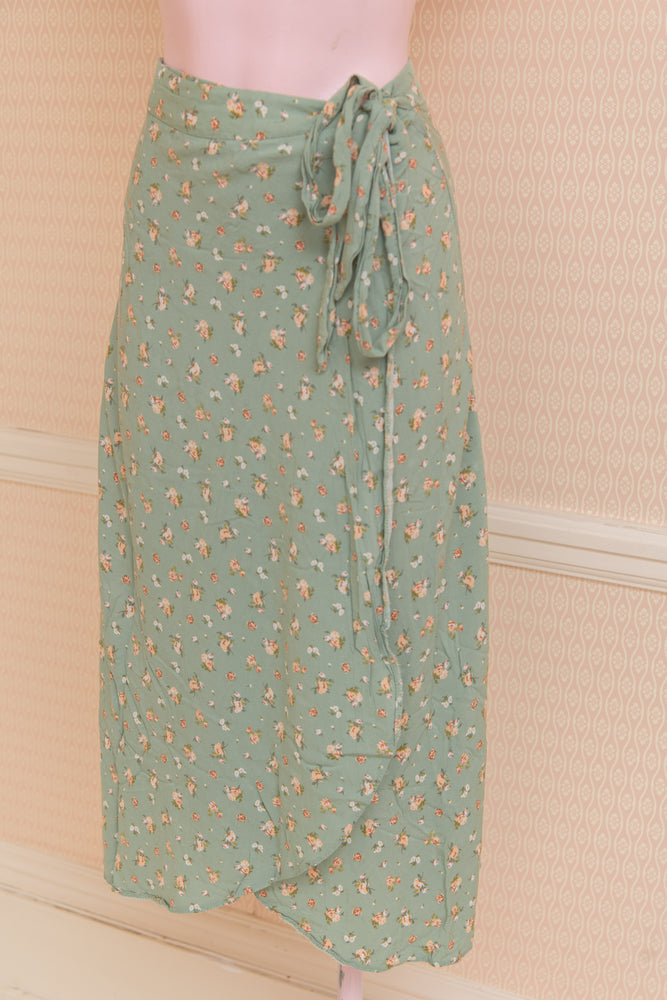 Vintage wrap floral green midi skirt