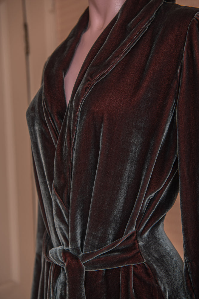 Grace silk velvet dressing gown